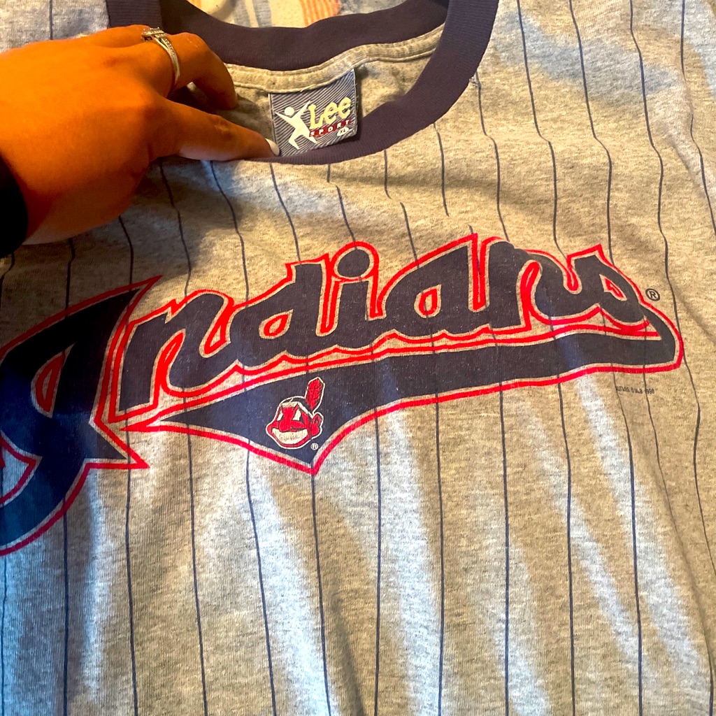 Vintage 1996 Indians Shirt Xl